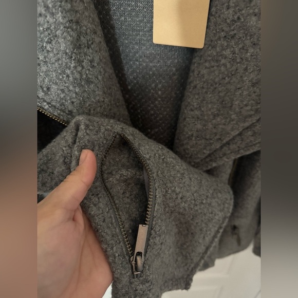 Grey jacket - Picture 4 of 7